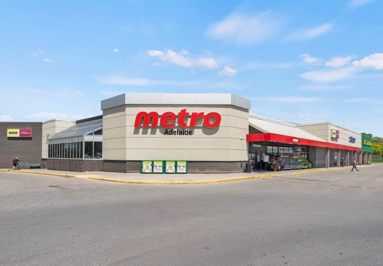 Exterior of Skyline retail property at 1030 Adelaide Street North, London, Ontario